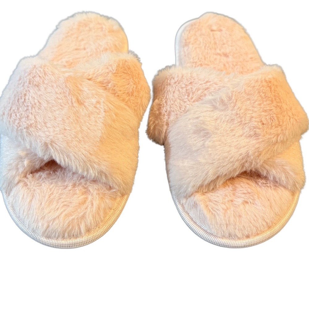 Victoria’s Secret Open Toe Faux Fur Slippers - Picture 9 of 9